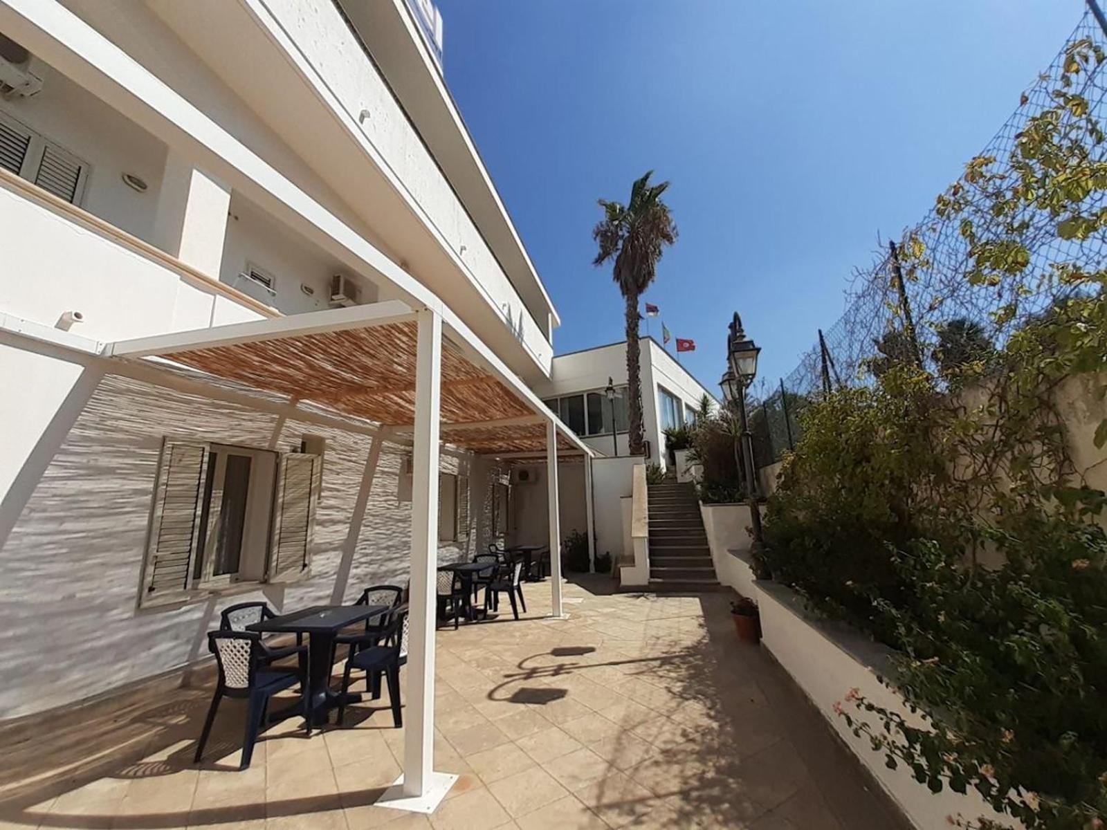 Picchio Hotel Pescoluse Marina Di Pescoluse Kültér fotó